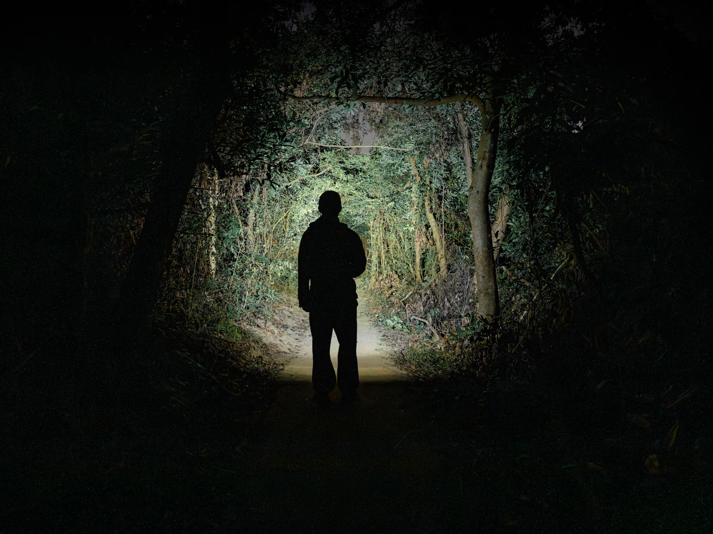 Olight Baton 4 Orange - Image 10