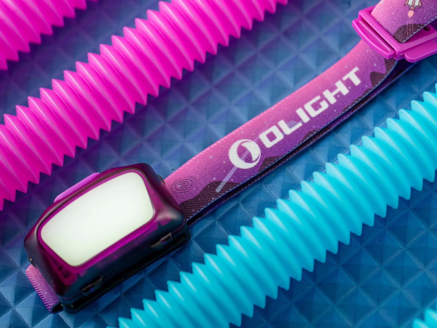Olight H05 Lite Pink - Image 4
